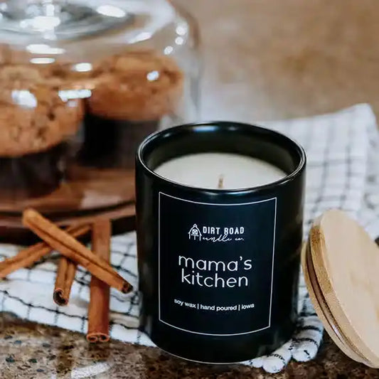 DRC 12 oz candle-Mama's Kitchen